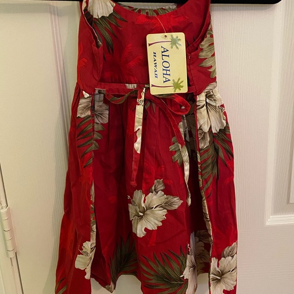 Girl’s Hawaiian Dress - Picture 3 of 4